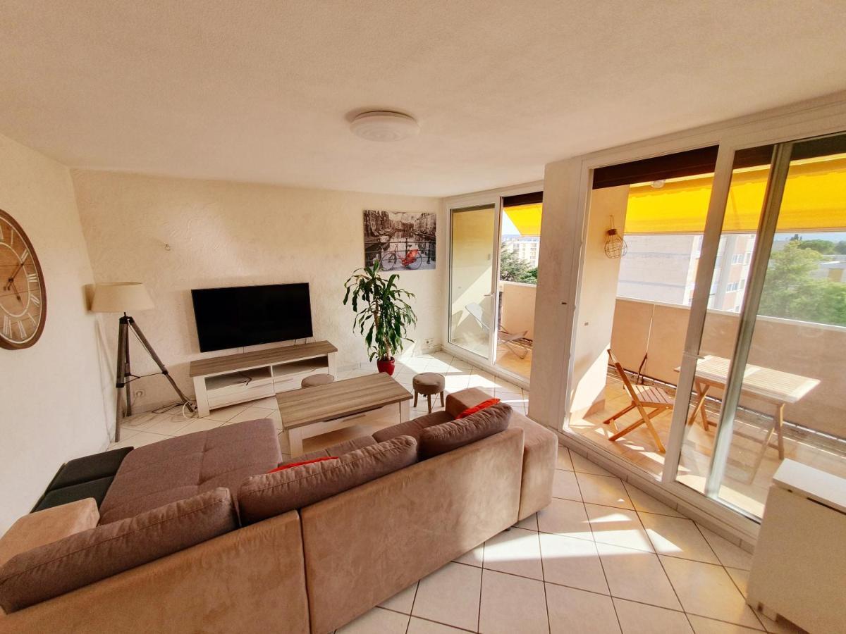 Appartement Avec 3 Chambres 80M2 Plein Sud Marignane Buitenkant foto